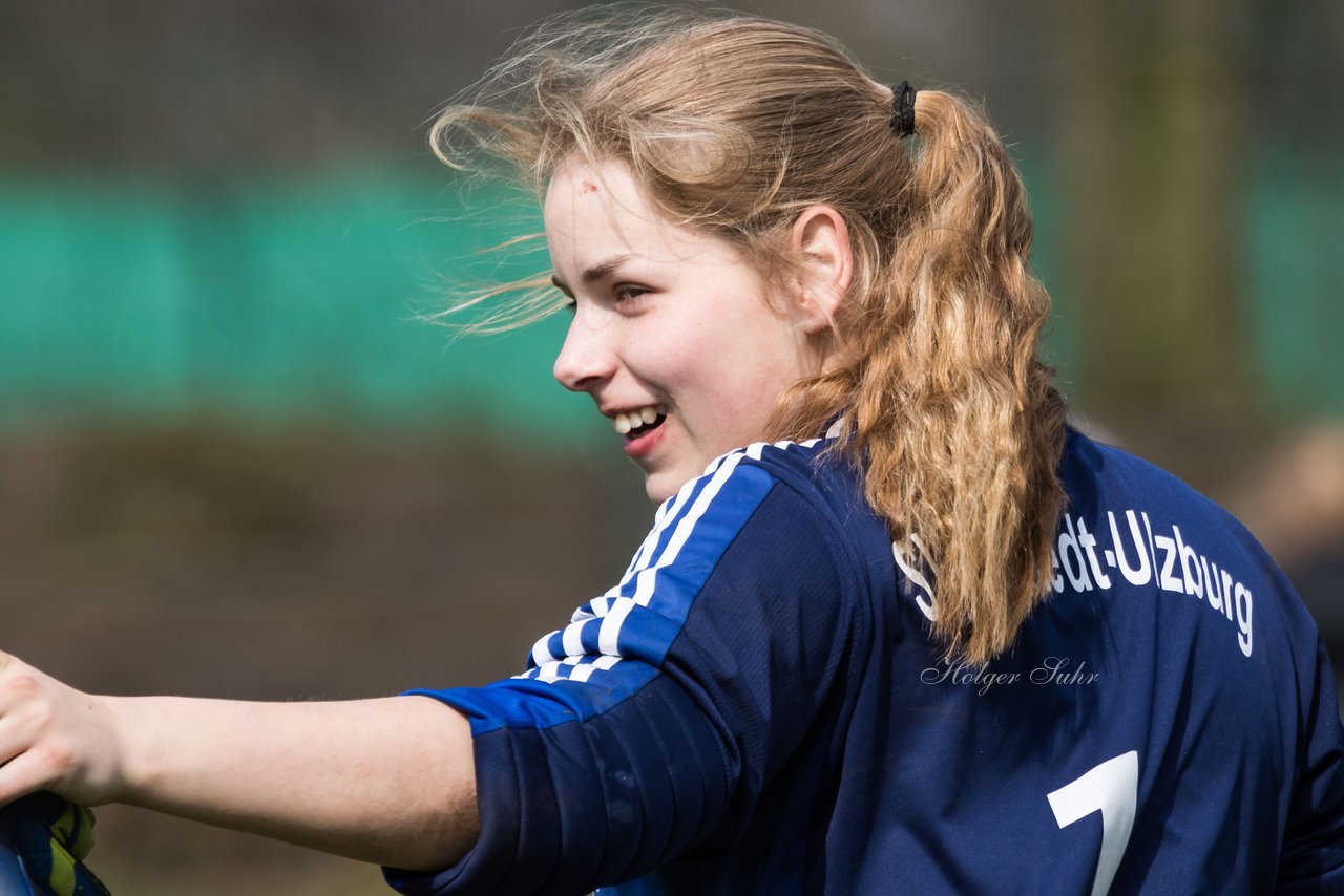 Bild 226 - wBJ SV Henstedt Ulzburg - TSV Schnberg : Ergebnis: 5:2